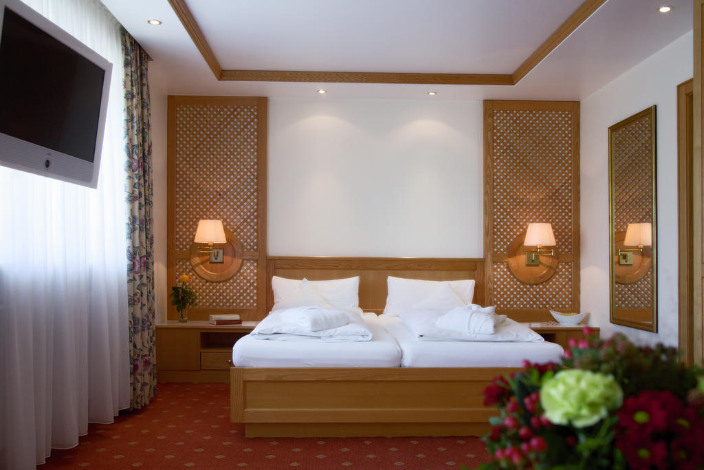 Thermenhotel Quellenhof Bad Füssing Eksteriør billede